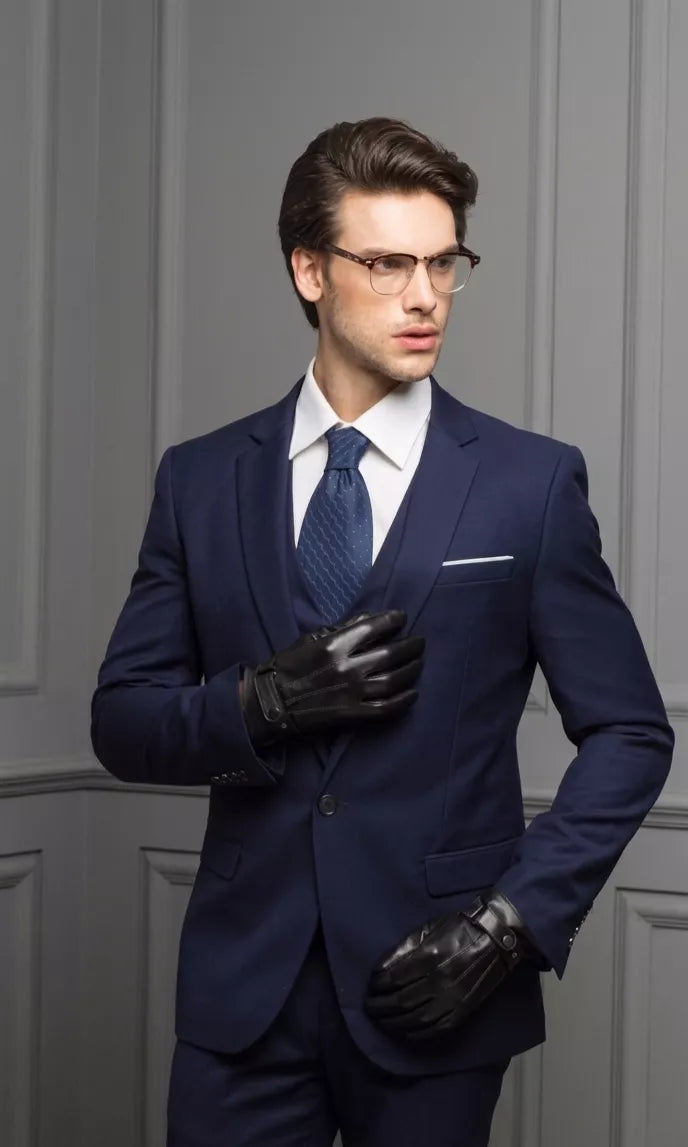 Touchscreen-compatible winter leather gloves